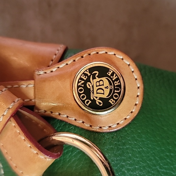 Dooney & Bourke Green Handbag - Picture 2 of 6